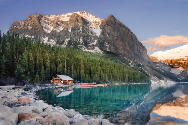 Spectacular Rockies and Glaciers of Alberta (GoldLeaf, Classic)